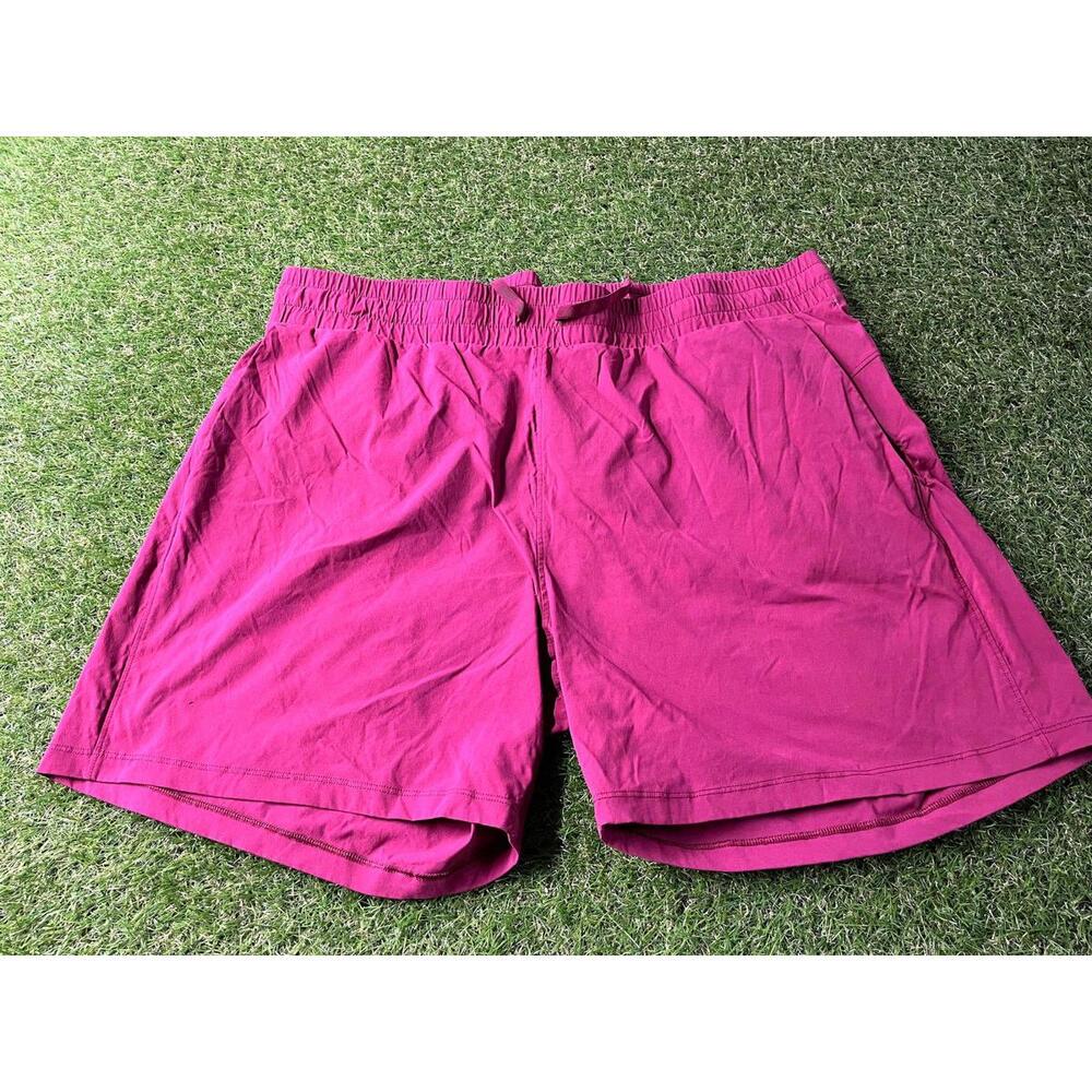 Tuff Athletics XXL Maroon Athletic Shorts Flaw